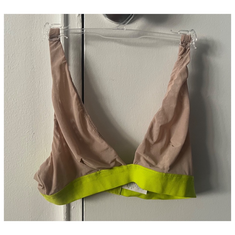 Smoothez by Aerie Tan and green bralette with adjustable straps Size Medium